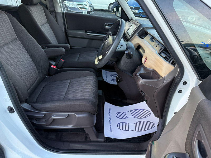 Honda Freed HYBRID - AUTO - G HONDA SENSING 7 seater 0dr Automatic 2017