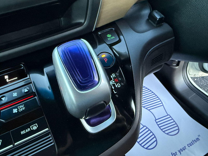 Honda Freed HYBRID - AUTO - G HONDA SENSING 7 seater 0dr Automatic 2017