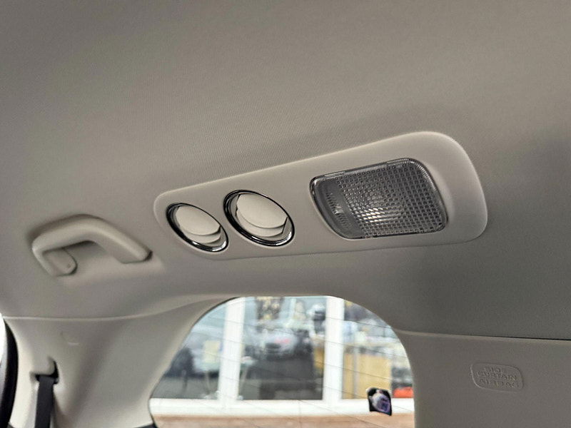 Honda Odyssey ABSOLUTE 2LT PETROL HYBRID 7 SEATS 5dr Automatic 2016