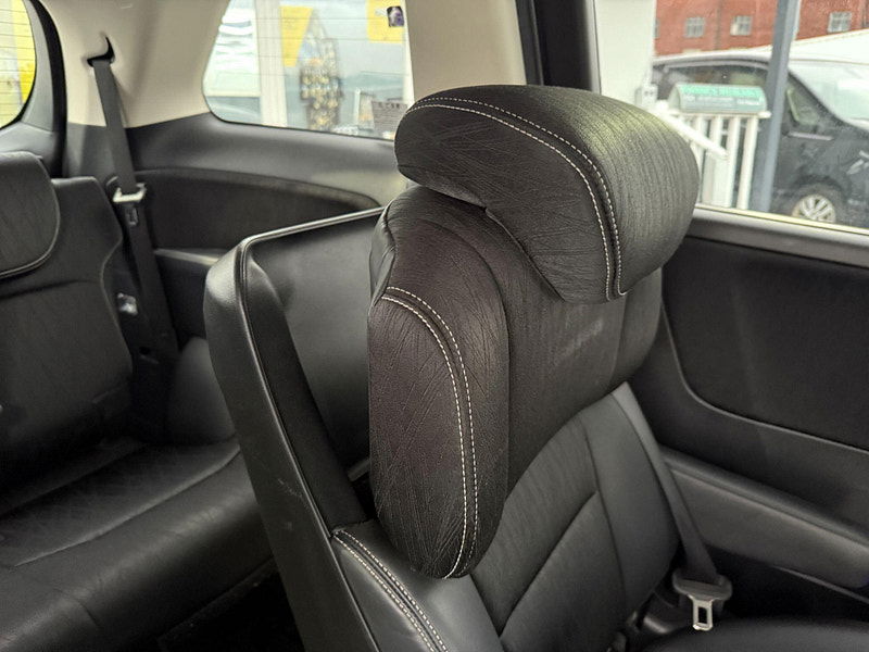 Honda Odyssey ABSOLUTE 2LT PETROL HYBRID 7 SEATS 5dr Automatic 2016