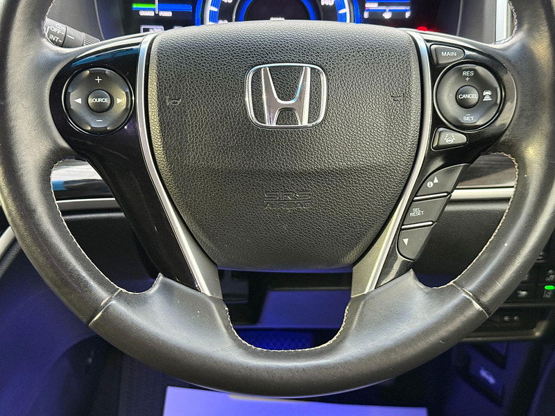 Honda Odyssey ABSOLUTE 2LT PETROL HYBRID 7 SEATS 5dr Automatic 2016