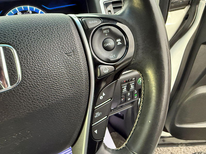 Honda Odyssey ABSOLUTE 2LT PETROL HYBRID 7 SEATS 5dr Automatic 2016