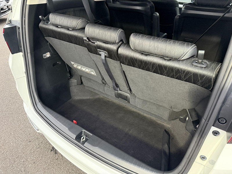 Honda Odyssey ABSOLUTE 2LT PETROL HYBRID 7 SEATS 5dr Automatic 2016