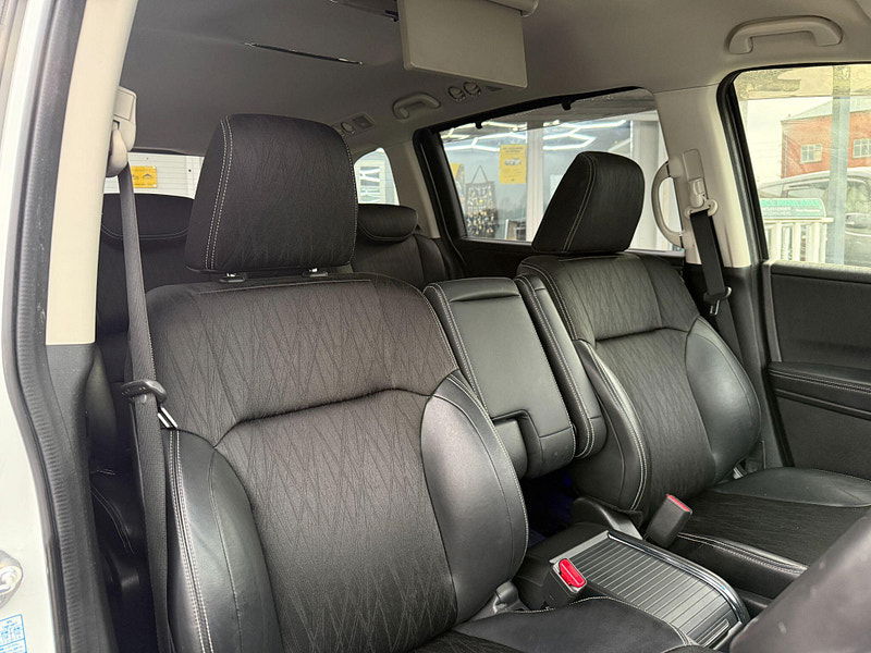 Honda Odyssey ABSOLUTE 2LT PETROL HYBRID 7 SEATS 5dr Automatic 2016