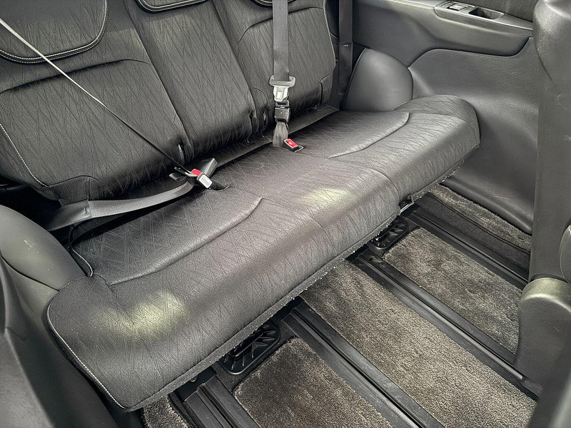 Honda Odyssey ABSOLUTE 2LT PETROL HYBRID 7 SEATS 5dr Automatic 2016