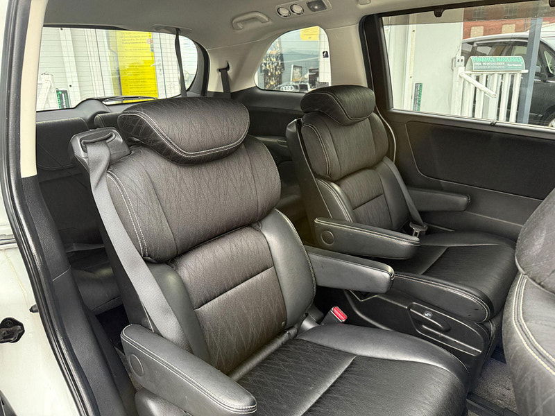 Honda Odyssey ABSOLUTE 2LT PETROL HYBRID 7 SEATS 5dr Automatic 2016