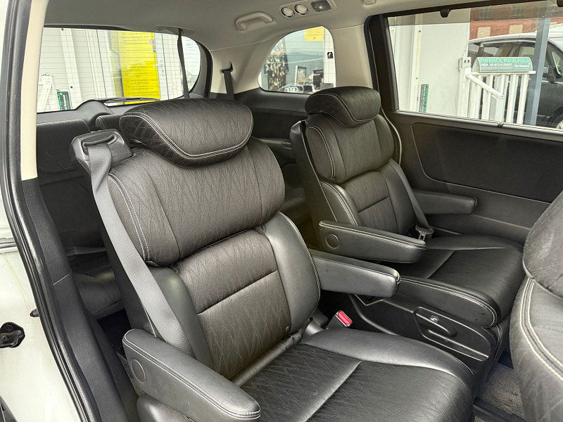 Honda Odyssey Honda Odyssey ABSOLUTE 2LT PETROL HYBRID 7 SEATS 5dr Automatic 2016