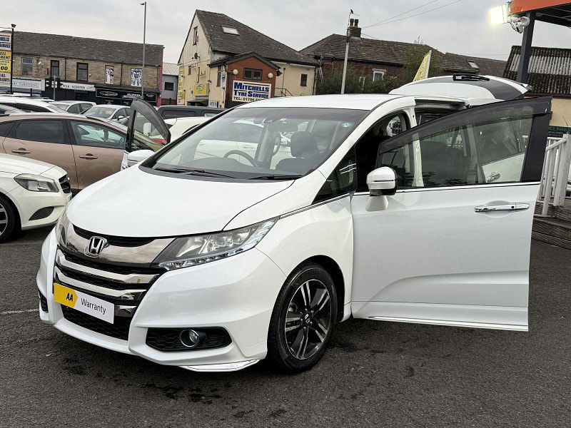 Honda Odyssey Honda Odyssey ABSOLUTE 2LT PETROL HYBRID 7 SEATS 5dr Automatic 2016