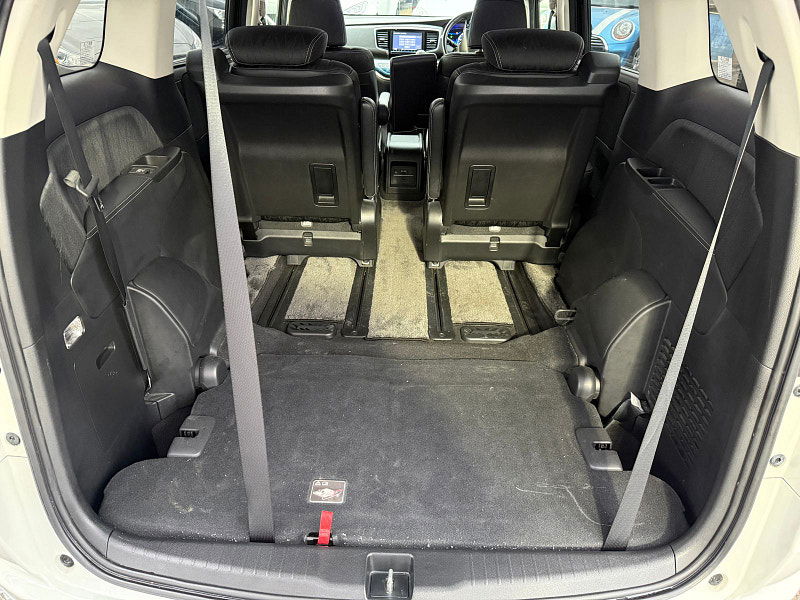 Honda Odyssey Honda Odyssey ABSOLUTE 2LT PETROL HYBRID 7 SEATS 5dr Automatic 2016
