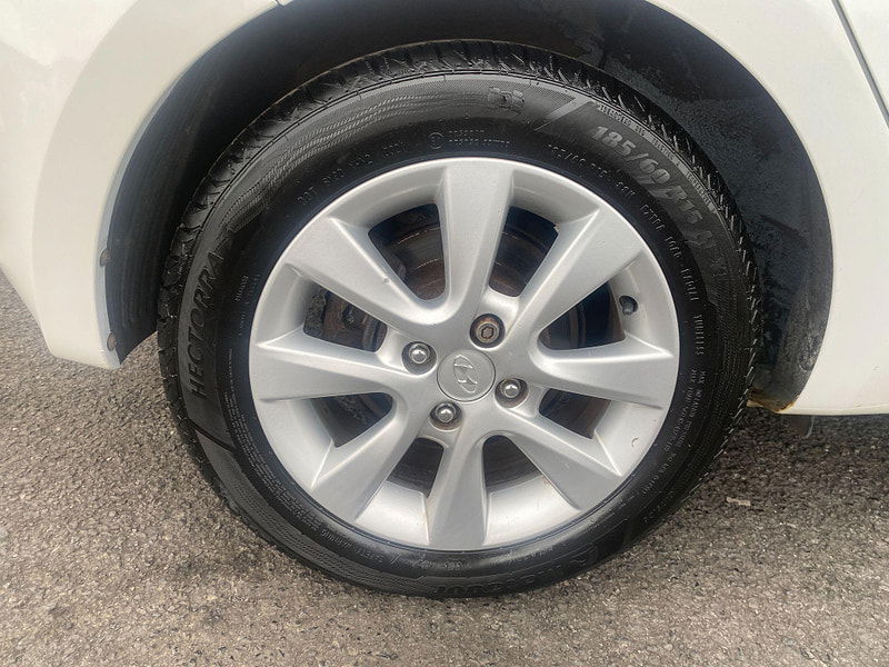 Hyundai I20 1.2 Active Euro 5 5dr 5dr Manual 2014