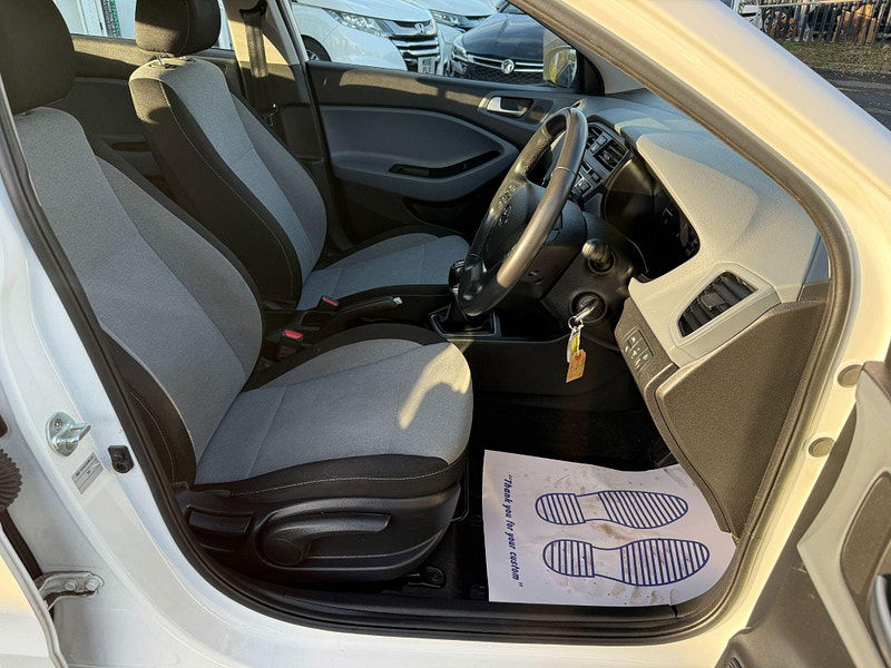 Hyundai I20 1.2 SE Euro 6 5dr 5dr Manual 2016