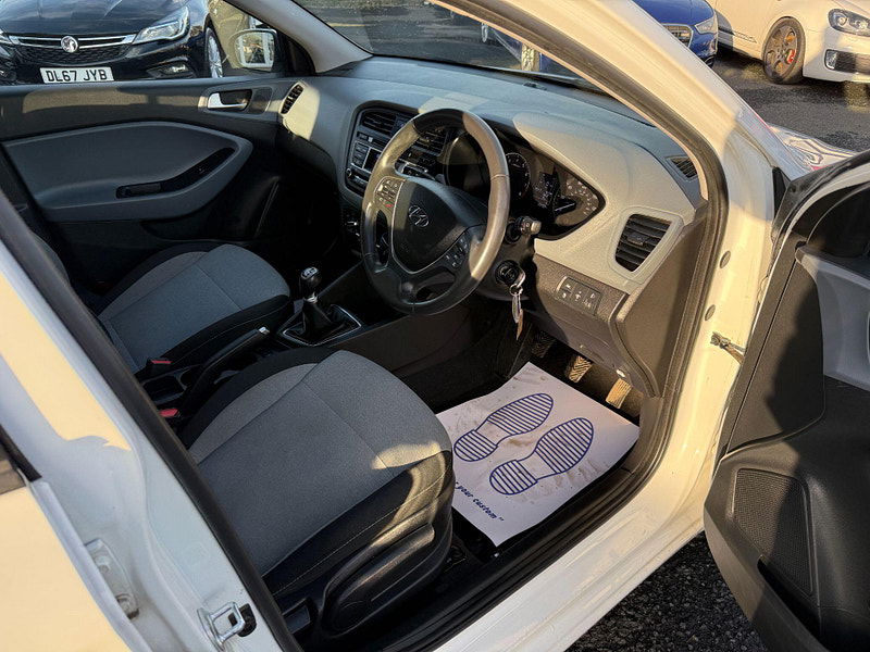 Hyundai I20 1.2 SE Euro 6 5dr 5dr Manual 2016