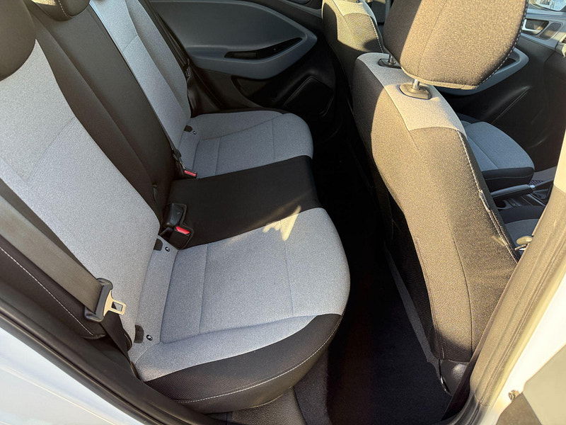 Hyundai I20 1.2 SE Euro 6 5dr 5dr Manual 2016