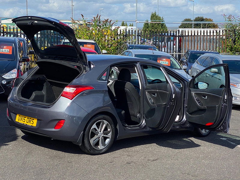 Hyundai I30 1.4 Blue Drive SE Euro 6 (s/s) 5dr 5dr Manual 2015