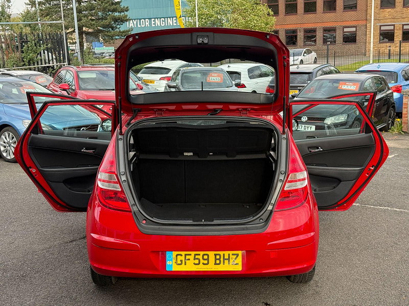 Hyundai I30 1.4 Comfort Euro 4 5dr 5dr Manual 2009