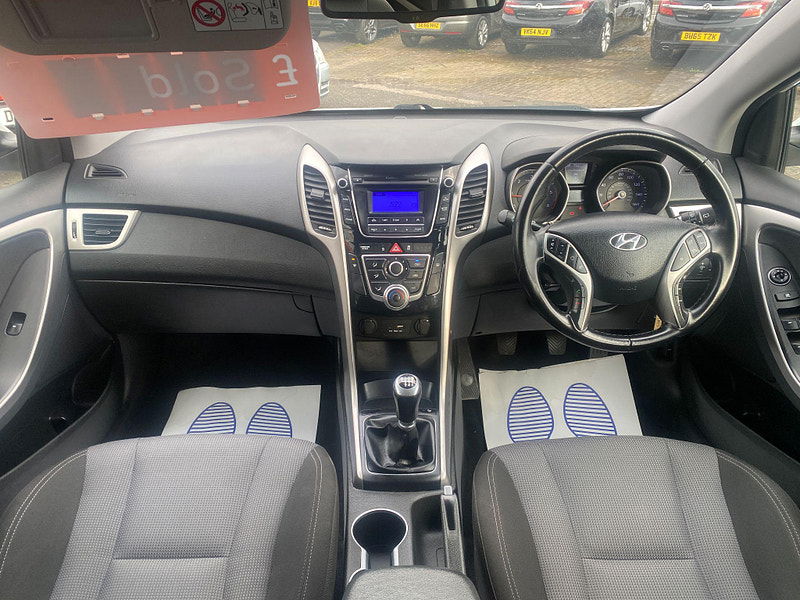 Hyundai I30 1.6 CRDi Blue Drive SE Euro 6 (s/s) 5dr 5dr Manual 2016