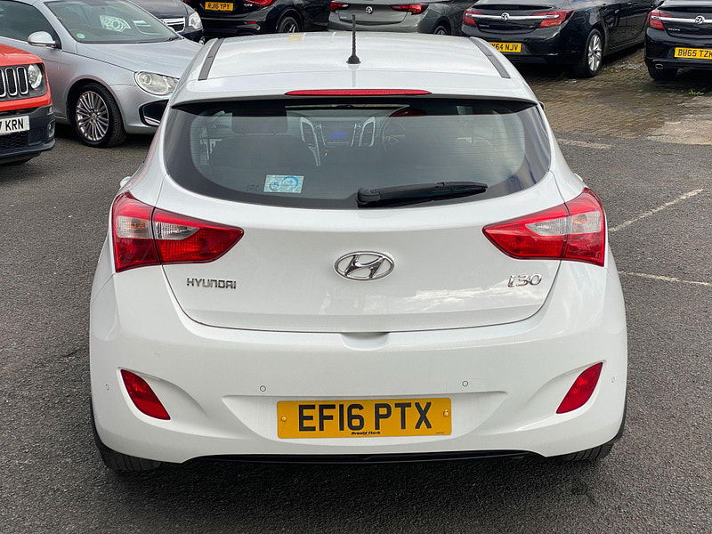 Hyundai I30 1.6 CRDi Blue Drive SE Euro 6 (s/s) 5dr 5dr Manual 2016
