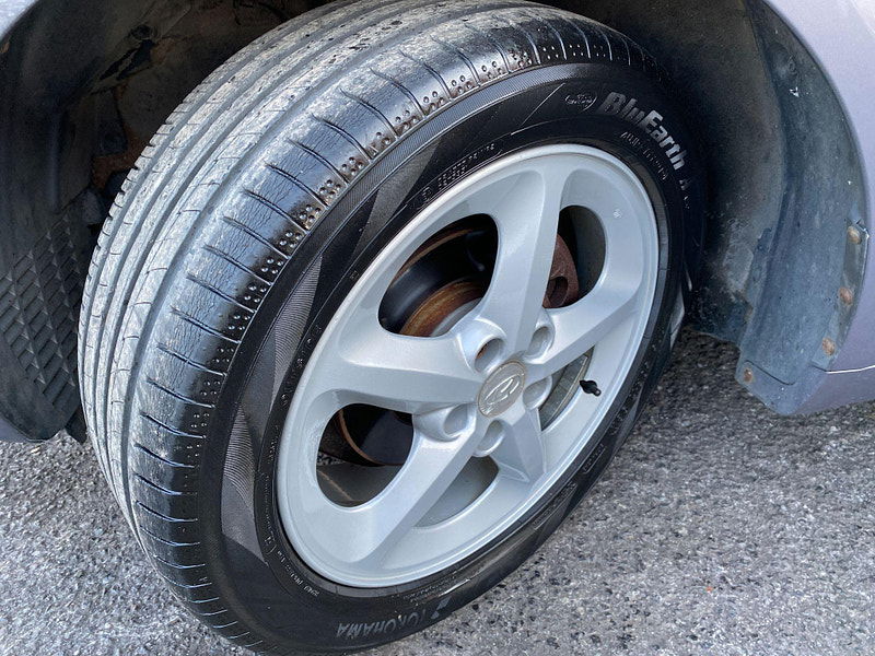 Hyundai Sonata 2.4 CDX 4dr 4dr Automatic 2005