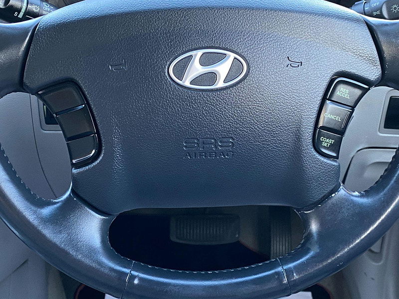 Hyundai Sonata 2.4 CDX 4dr 4dr Automatic 2005