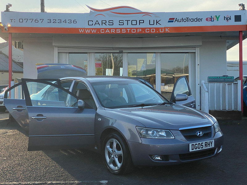 Hyundai Sonata 2.4 CDX 4dr 4dr Automatic 2005
