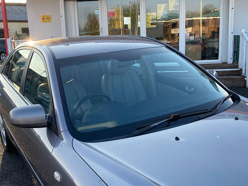 Hyundai Sonata 2.4 CDX 4dr 4dr Automatic 2005