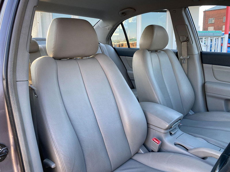 Hyundai Sonata 2.4 CDX 4dr 4dr Automatic 2005