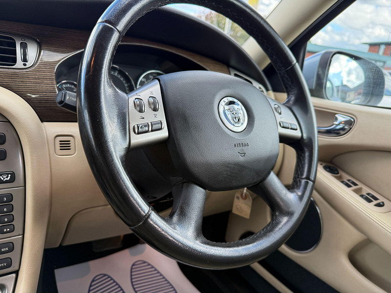 Jaguar X-TYPE 2.2D DPF S 4dr 4dr Automatic 2009