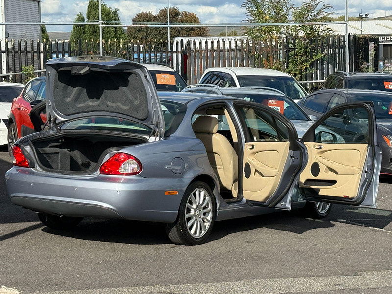 Jaguar X-TYPE 2.2D DPF S 4dr 4dr Automatic 2009
