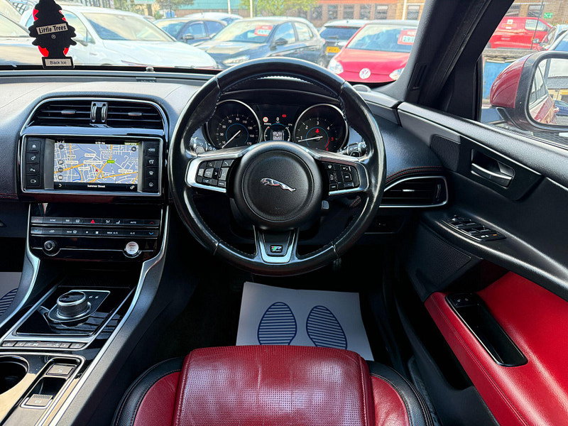 Jaguar XE 2.0d R-Sport Auto Euro 6 (s/s) 4dr 4dr Automatic 2017