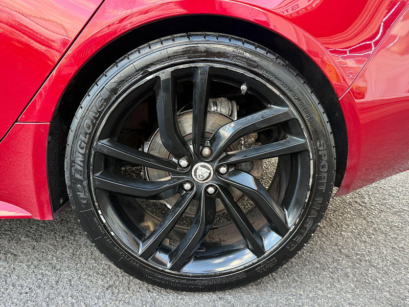 Jaguar XE 2.0d R-Sport Auto Euro 6 (s/s) 4dr 4dr Automatic 2017