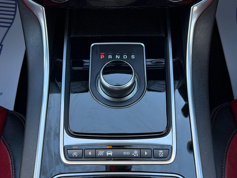 Jaguar XE 2.0d R-Sport Auto Euro 6 (s/s) 4dr 4dr Automatic 2017