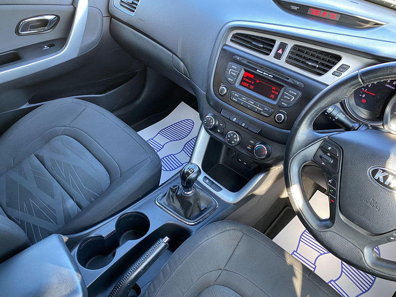 Kia Ceed 1.4 CRDi VR7 Euro 5 5dr 5dr Manual 2014