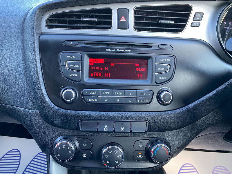 Kia Ceed 1.4 CRDi VR7 Euro 5 5dr 5dr Manual 2014