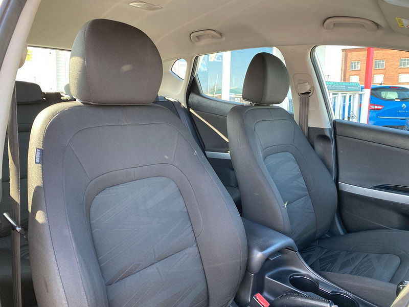 Kia Ceed 1.4 CRDi VR7 Euro 5 5dr 5dr Manual 2014