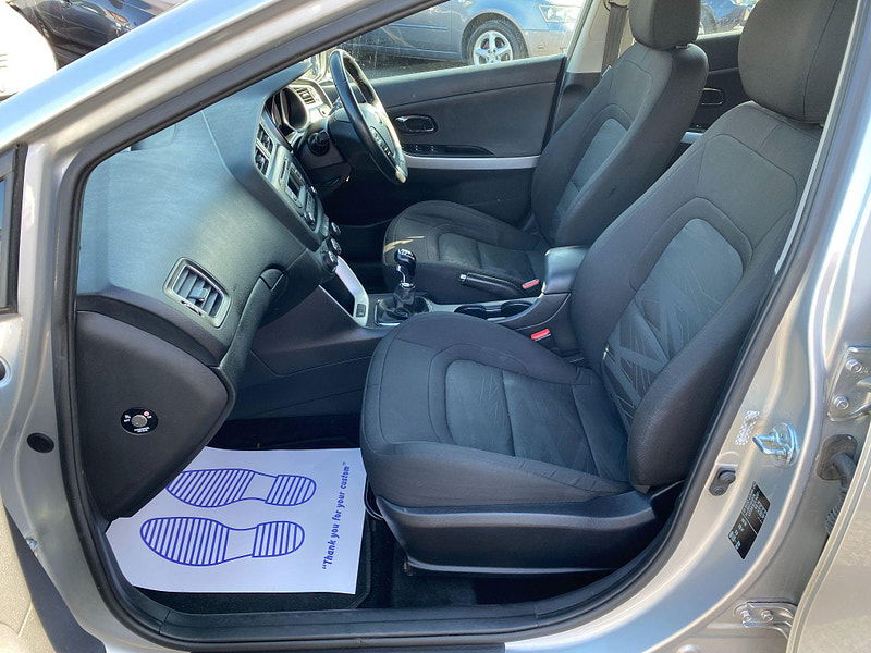 Kia Ceed 1.4 CRDi VR7 Euro 5 5dr 5dr Manual 2014
