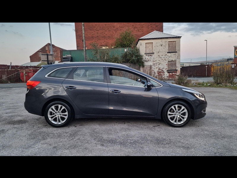 Kia Ceed 1.6 CRDi 2 Sportswagon Auto Euro 5 5dr 5dr Automatic 2015