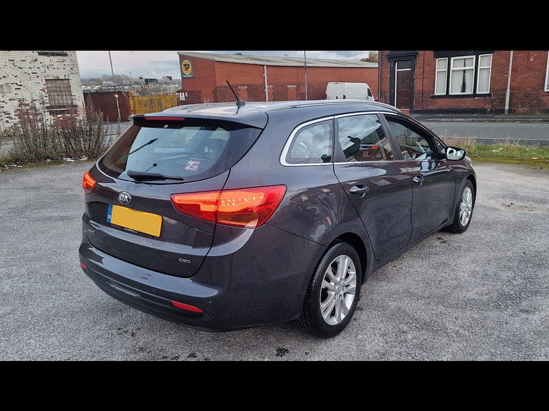 Kia Ceed 1.6 CRDi 2 Sportswagon Auto Euro 5 5dr 5dr Automatic 2015