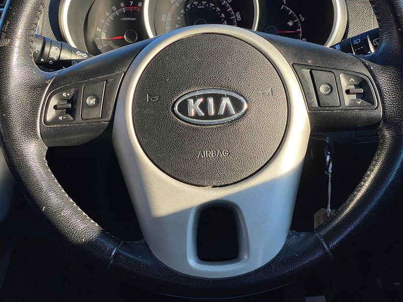 Kia Venga 1.6 2 Auto Euro 5 5dr 5dr Automatic 2011