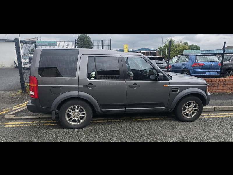 Land Rover Discovery 3 2.7 TD V6 Station Wagon 5dr (5 Seats) 5dr Manual 2006
