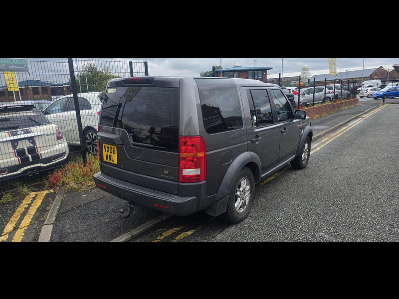 Land Rover Discovery 3 2.7 TD V6 Station Wagon 5dr (5 Seats) 5dr Manual 2006