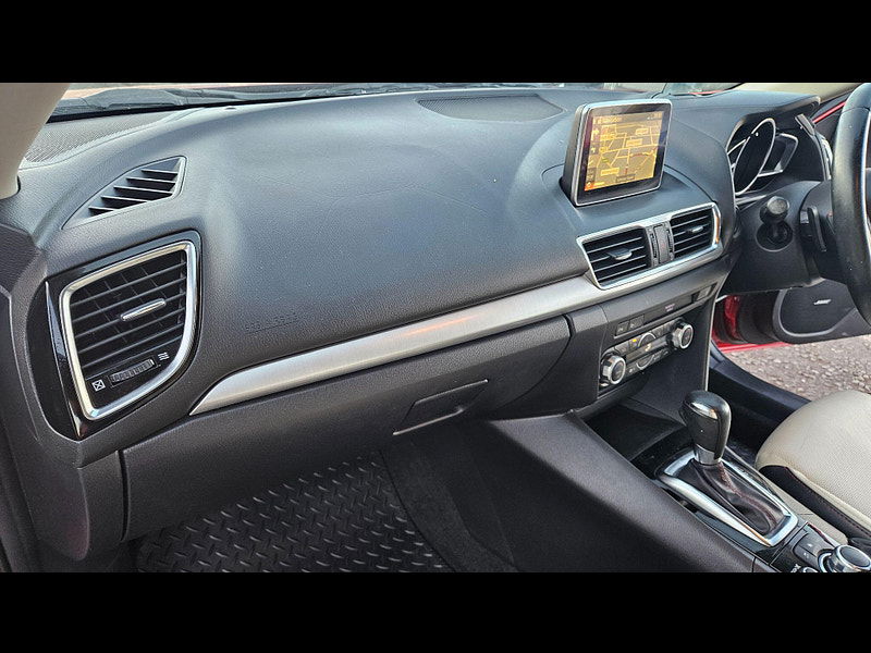 Mazda Mazda3 2.2 SKYACTIV-D Sport Nav Auto Euro 6 (s/s) 5dr 5dr Automatic 2014