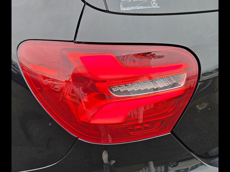 Mercedes-Benz A Class 1.6 A180 AMG Line (Premium) 7G-DCT Euro 6 (s/s) 5dr 5dr Automatic 2016