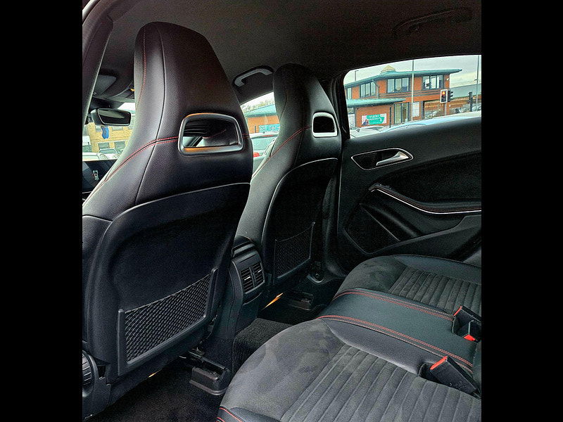 Mercedes-Benz A Class 1.6 A180 AMG Line (Premium) 7G-DCT Euro 6 (s/s) 5dr 5dr Automatic 2016