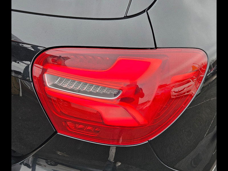 Mercedes-Benz A Class 1.6 A180 AMG Line (Premium) 7G-DCT Euro 6 (s/s) 5dr 5dr Automatic 2016