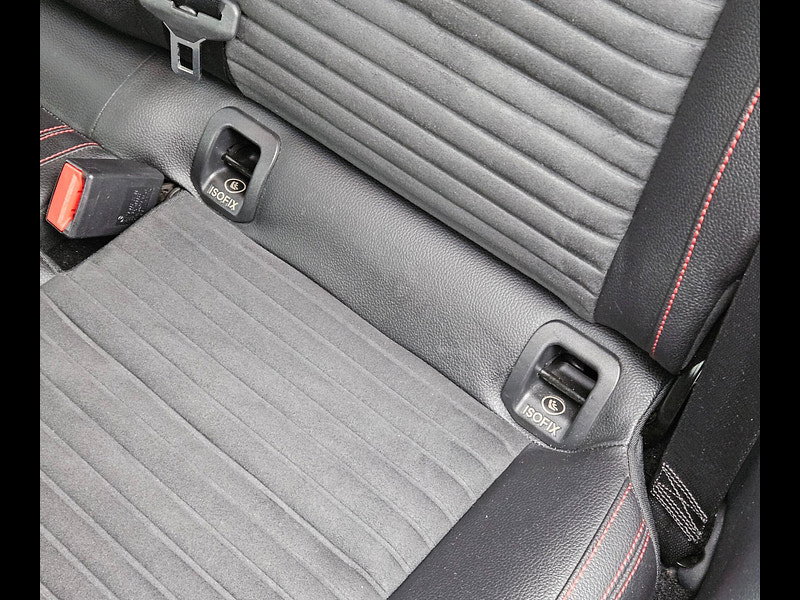 Mercedes-Benz A Class 1.6 A180 AMG Line (Premium) 7G-DCT Euro 6 (s/s) 5dr 5dr Automatic 2016