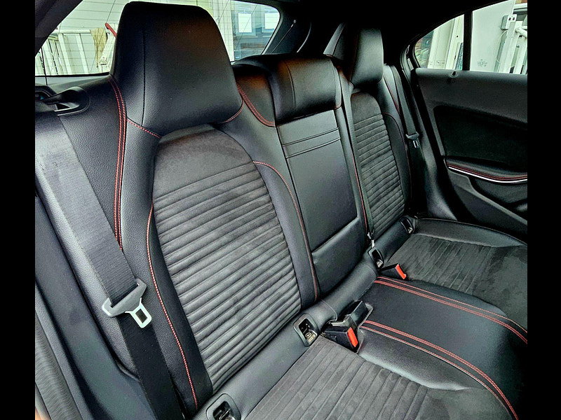 Mercedes-Benz A Class 1.6 A180 AMG Line (Premium) 7G-DCT Euro 6 (s/s) 5dr 5dr Automatic 2016