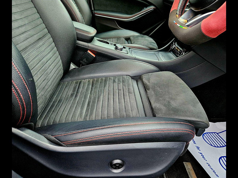 Mercedes-Benz A Class 1.6 A180 AMG Line (Premium) 7G-DCT Euro 6 (s/s) 5dr 5dr Automatic 2016