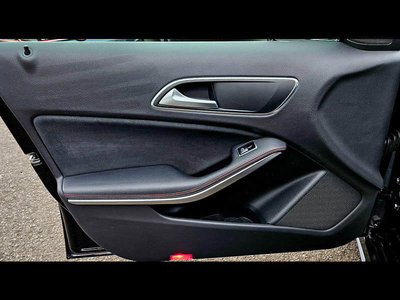 Mercedes-Benz A Class 1.6 A180 AMG Line (Premium) 7G-DCT Euro 6 (s/s) 5dr 5dr Automatic 2016