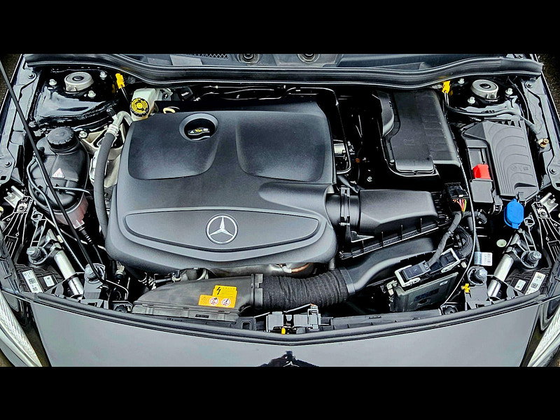 Mercedes-Benz A Class 1.6 A180 AMG Line (Premium) 7G-DCT Euro 6 (s/s) 5dr 5dr Automatic 2016