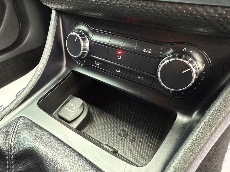 Mercedes-Benz A Class 1.6 A180 BlueEfficiency Euro 6 (s/s) 5dr 5dr Manual 2013